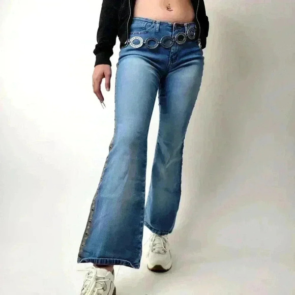 Vintage Y2K Angels Flare seamless low rise light wash Jeans - 28 - Picture 4 of 10